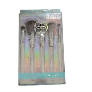 Candie Couture 5PCS Fabulous Face Brush Set